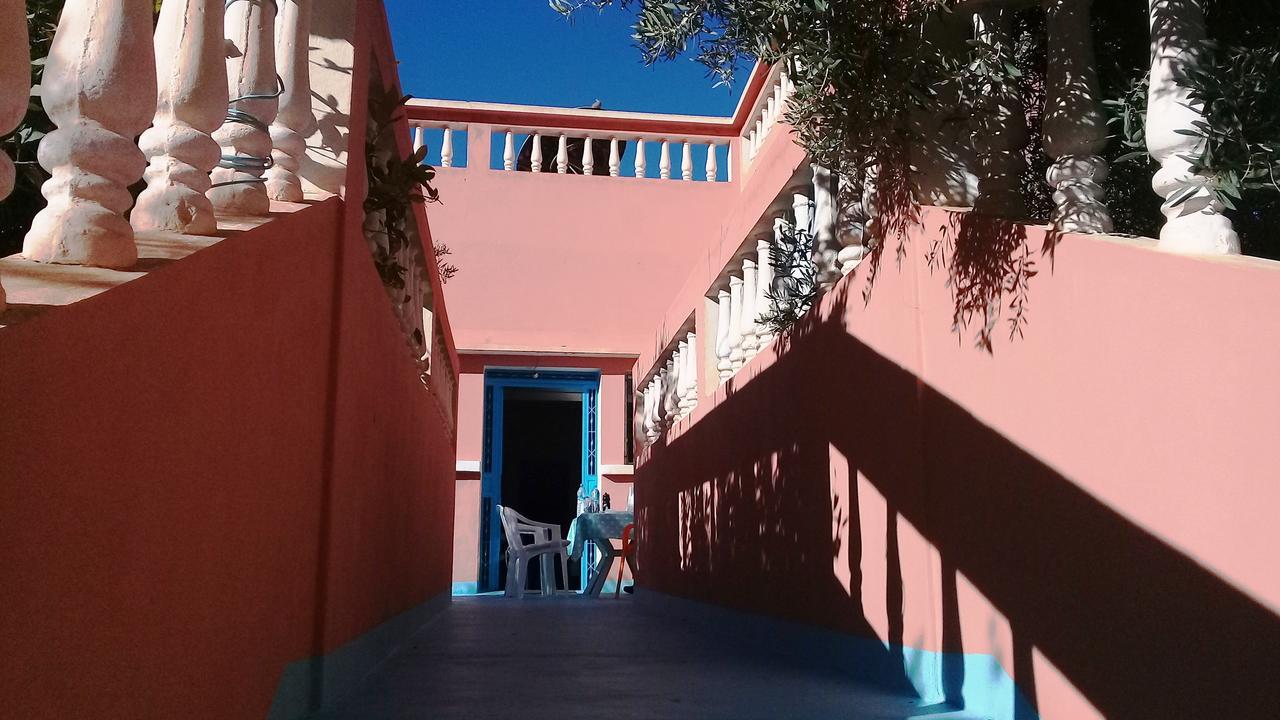Azur Tafraout Hotel Exterior photo
